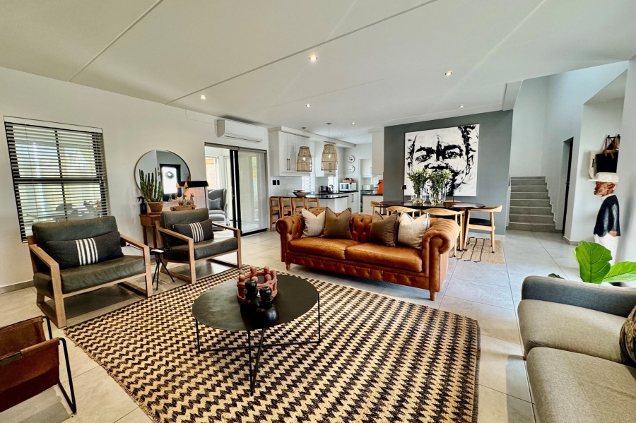To Let 3 Bedroom Property for Rent in Graanendal Western Cape
